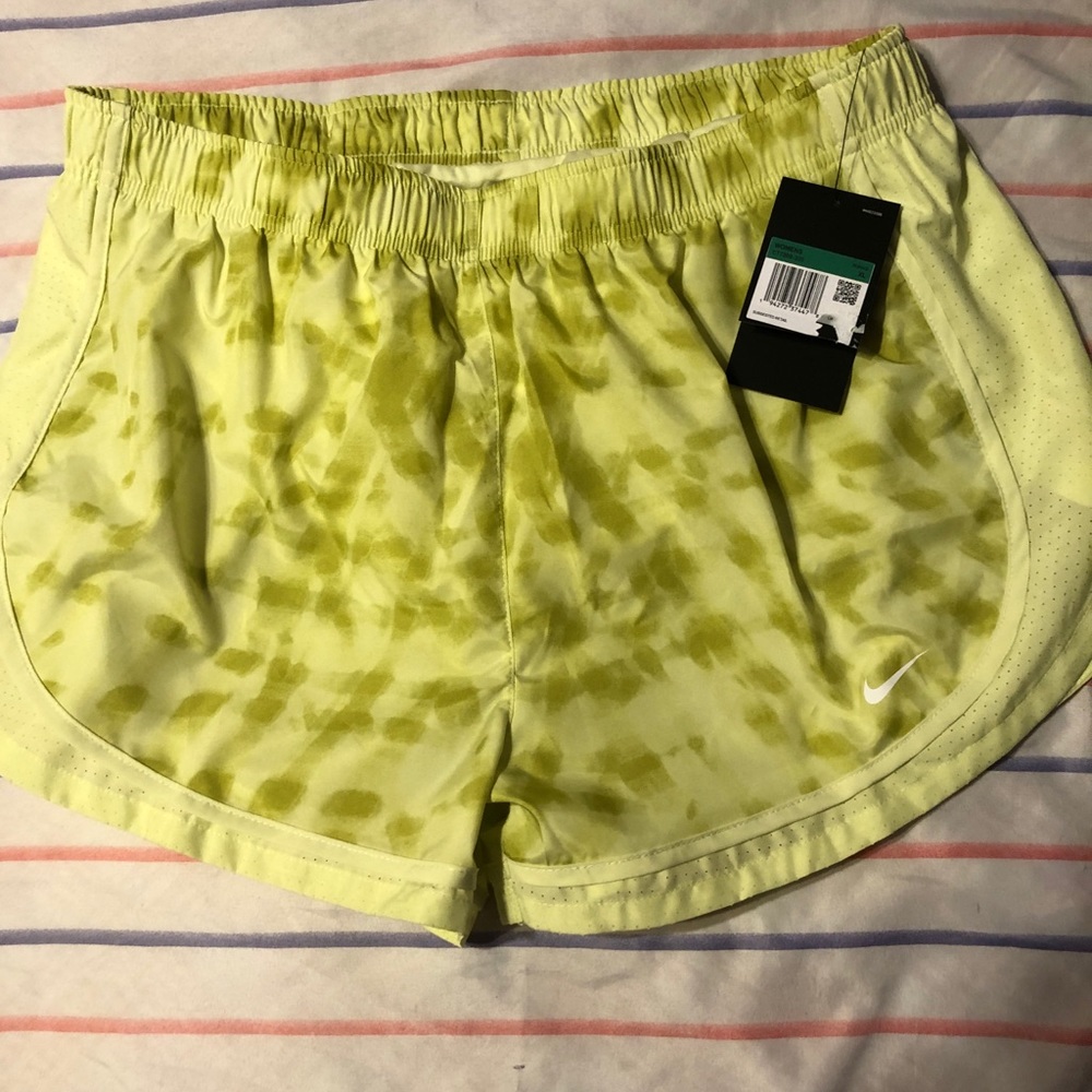 Nike women’s running shorts